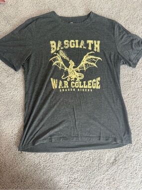 Basgiath War College Graphic Tee - Charcoal/Yellow